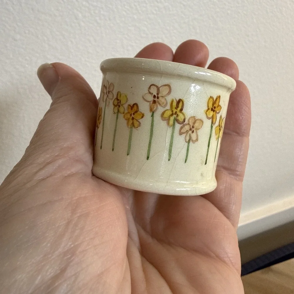 VTG 6 Ceramic Floral Napkin Rings Cottagecore Ivory Multicolor Spring Easter‎